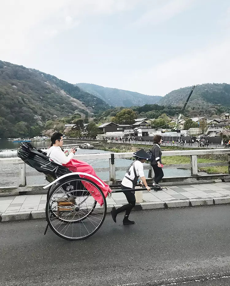 Podróże z Indią - Japonia pełna kontrastów