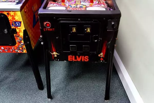 The Elvis Pinball Machine