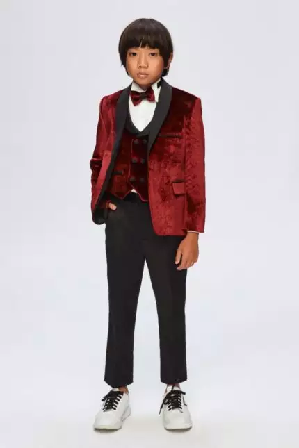 Danilo Red Velvet suit