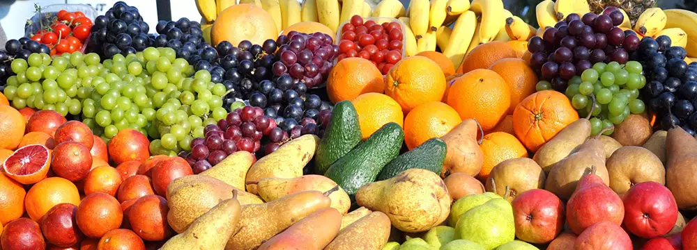 Jak usunąć pestycydy z owoców i warzyw?