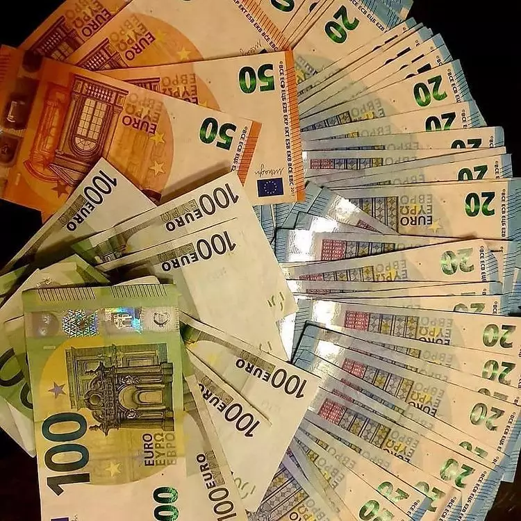 Counterfeit Euros for sale