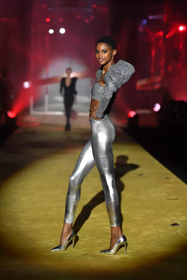 Calzedonia Legs Show 2019, modell Tara Farra